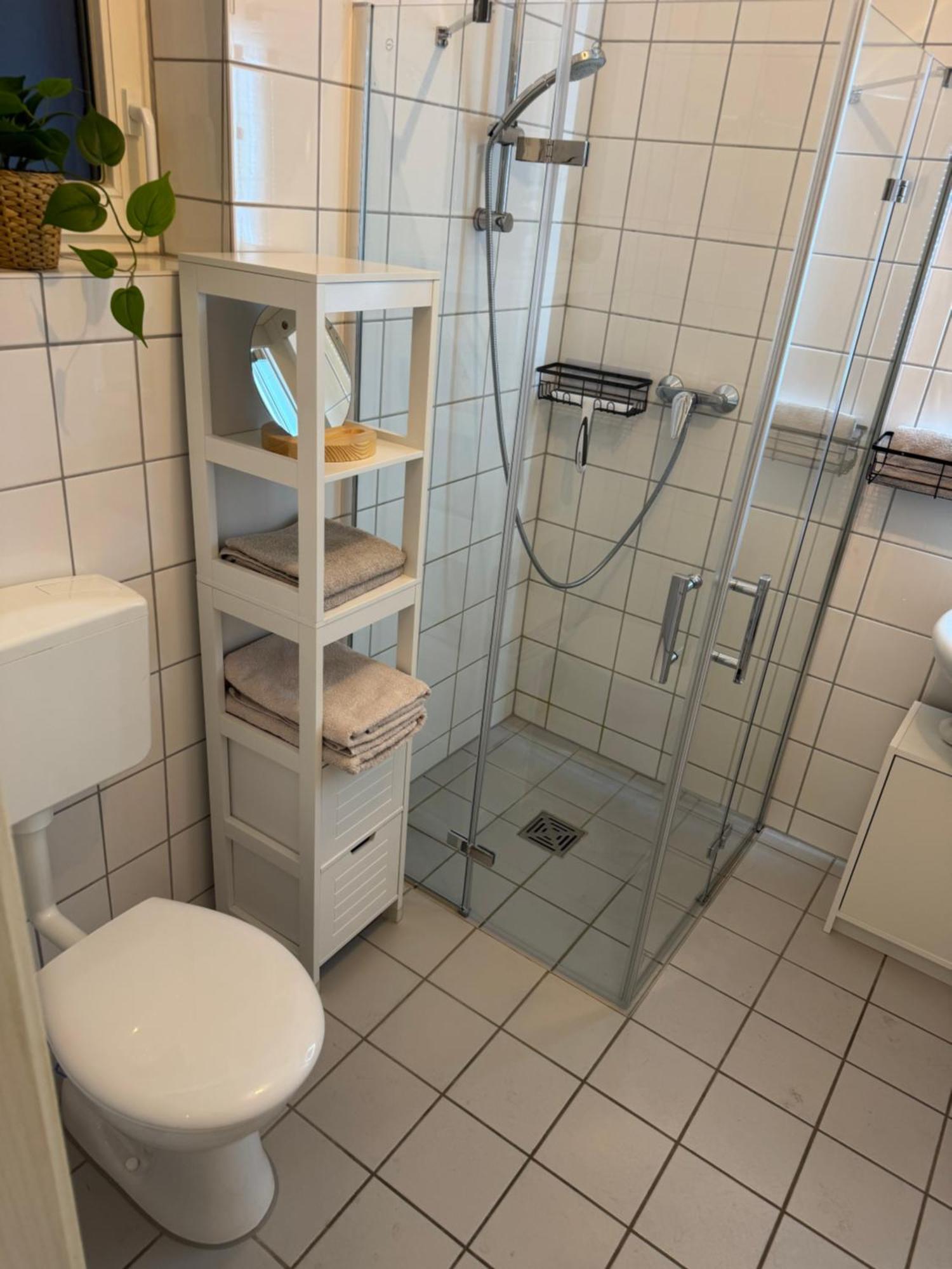 Ferienwohnung Schildblick Modernes Apartment Direkt In Der Altstadt Von Erfurt Nahe Der Kraemerbruecke - Beste Innenstadtlage Dış mekan fotoğraf